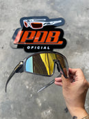 Óculos de Sol Latch Panel Esportivo Cinza Lente Gold