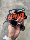 Óculos De Sol Juliet Plasma Lente Preta Borracha Vermelha