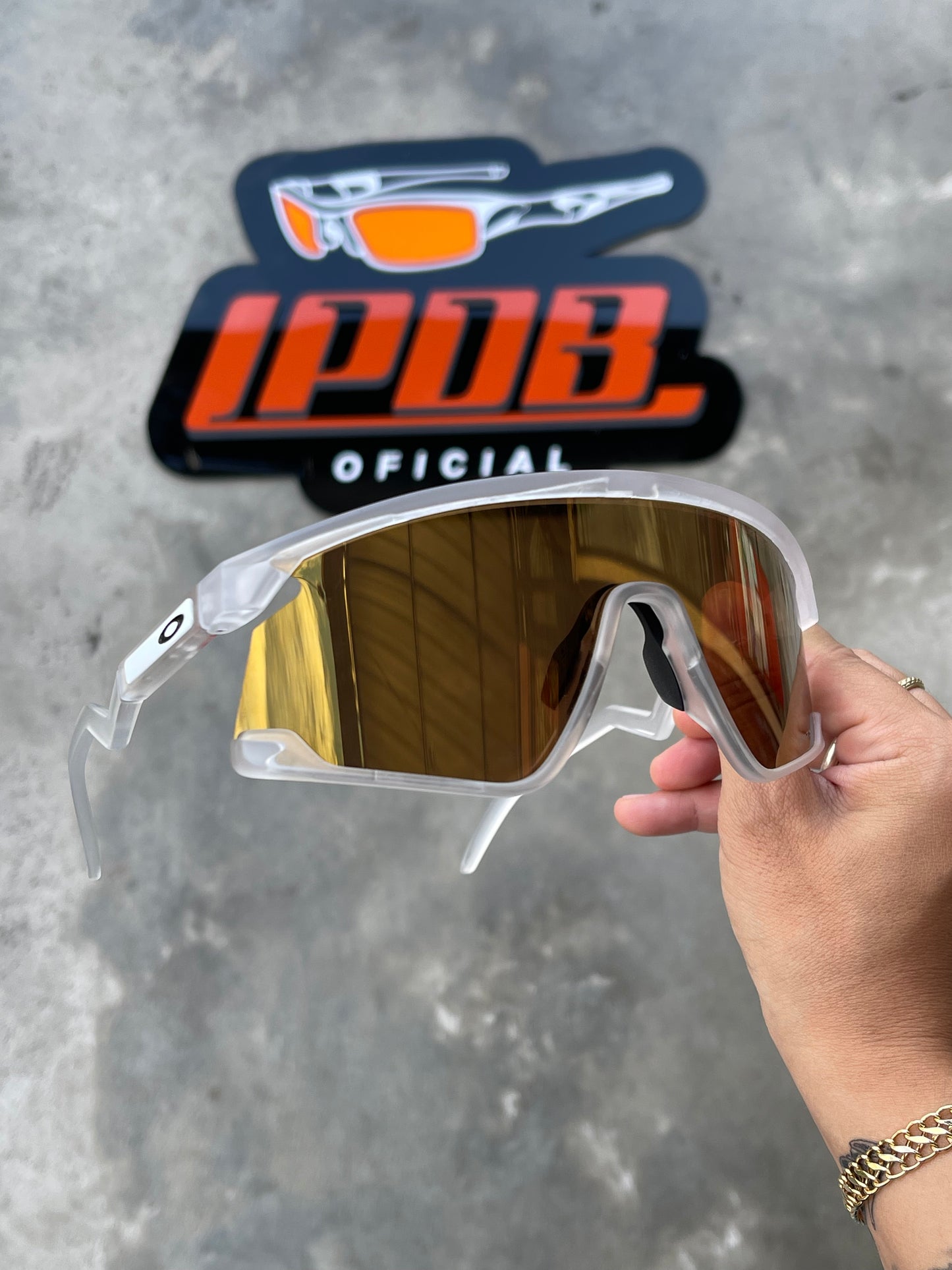 Óculos de Sol BXTR Esportivo Transparente Lente Gold