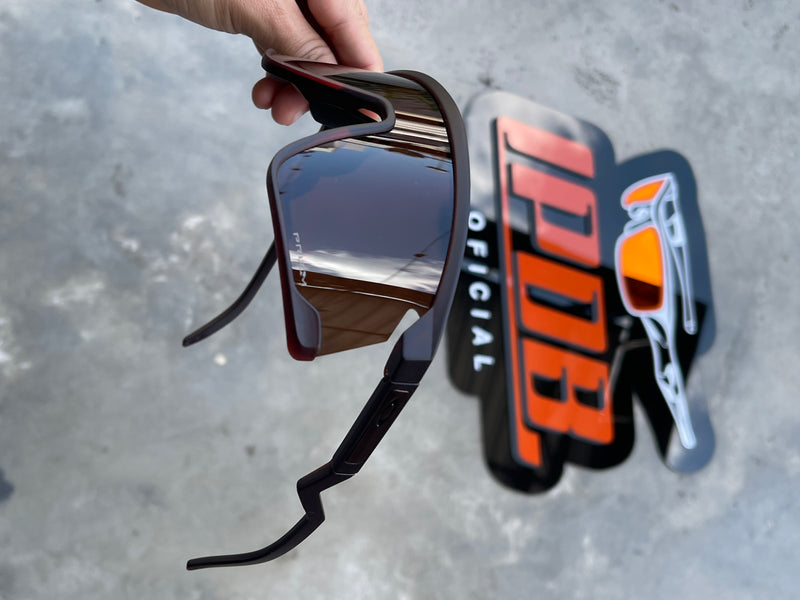 Óculos de Sol BXTR Esportivo Marrom Lente Gold Café