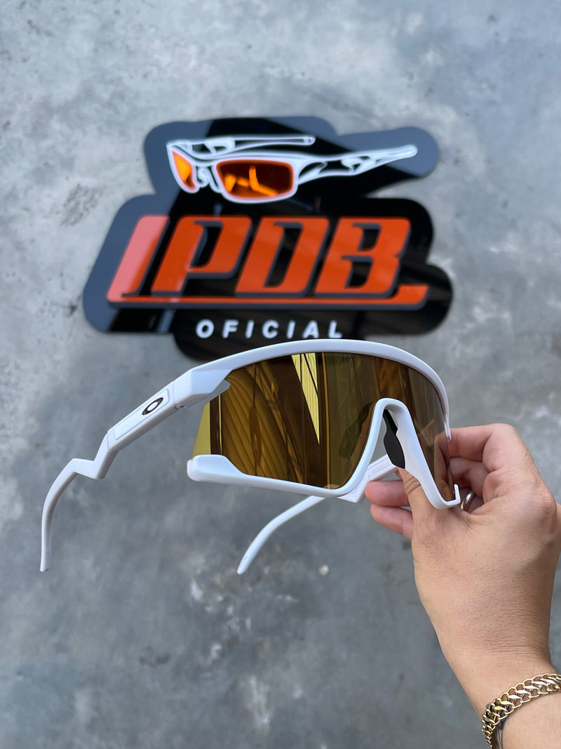 Óculos de Sol BXTR Esportivo Branco Lente Gold